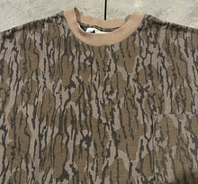 Load image into Gallery viewer, Mossy Oak Original Bottomland Long Sleeve Shirt (L/XL)