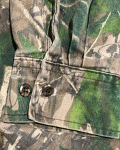 Load image into Gallery viewer, 90s Mossy Oak Shadow Leaf Camo Hunting Shirt