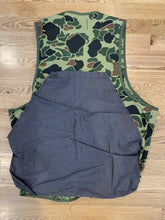 Load image into Gallery viewer, Black sheep camo shooting vest