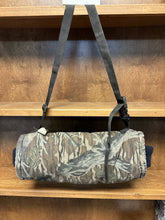 Load image into Gallery viewer, 90’s Original Mossy Oak Treestand Handwarmer 🇺🇸