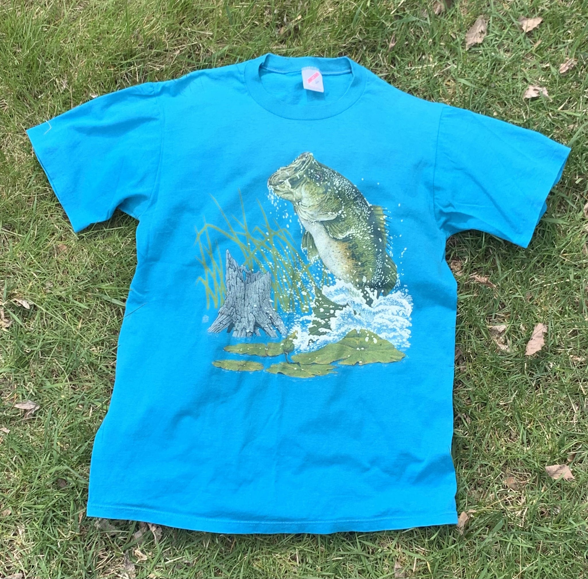 Vintage Fishing T-Shirt Mens XXL Green Bite Me Hook Nature Fish Dallas  Texas 90s