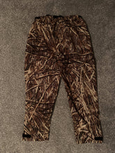 Load image into Gallery viewer, Mossy Oak Zip Off Pants (XL)