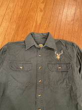 Load image into Gallery viewer, Vintage Cabelas Deer Embroidered Button Up Shirt (M)