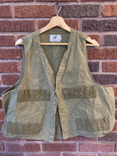 Load image into Gallery viewer, Black Sheep Shooting Vest (S/M)