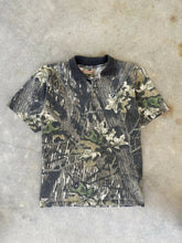 Load image into Gallery viewer, Vintage Mossy Oak Break up Camo Polo Medium