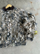 Load image into Gallery viewer, Vintage Cabela’s Mossy Oak Break Up Insulated Leafy Zip