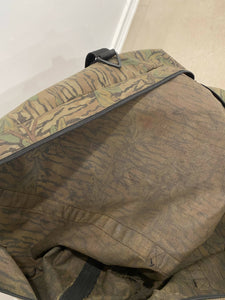 Vintage Mossy Oak Green Leaf Duffle Bag