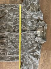 Load image into Gallery viewer, Original Mossy Oak Bottomland 3 Pocket Jacket (L) 🇺🇸