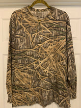 Load image into Gallery viewer, Jerzees Shadowgrass Henley (L)
