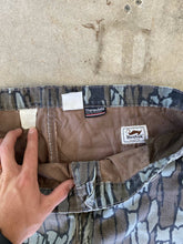Load image into Gallery viewer, Vintage Duxbak Insulated Pants Trebark Camo (42x32)🇺🇸