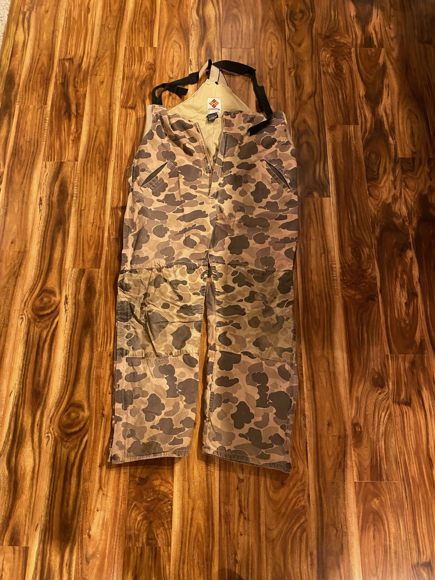 90’s Columbia Old Schoo Camo Bibs (L/XL) Camoretro