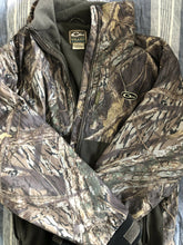 Load image into Gallery viewer, Drake Eqwader Jacket