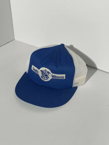 Vntg Smith & Wesson trucker hat.