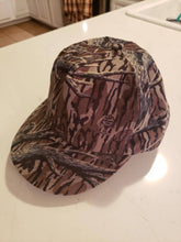 Load image into Gallery viewer, Vintage Cabelas Mossy Oak Original Treestand Hat