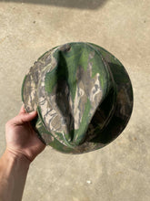 Load image into Gallery viewer, Vintage Mossy Oak Shadowleaf Fedora Hat (7 1/8)