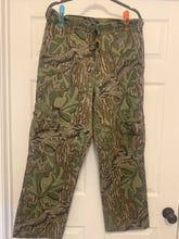 Load image into Gallery viewer, Mossy Oak Full Foliage Pants