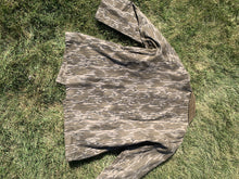 Load image into Gallery viewer, Mossy Oak Bottomland Corduroy Jacket (XL)🇺🇸