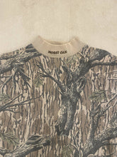 Load image into Gallery viewer, Vintage Mossy Oak Treestand Camo Turtleneck Longsleeve