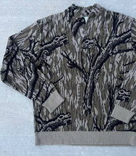 Load image into Gallery viewer, Mossy Oak Knits Treestand Henley Sweater (XL)