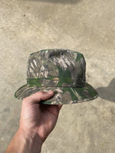 Load image into Gallery viewer, Vintage Mossy Oak Shadowleaf Fedora Hat (7 1/8)