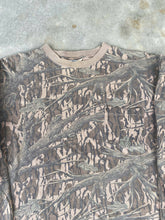 Load image into Gallery viewer, Vintage Mossy Oak Treestand Camo Longsleeve Shirt (L/XL) 🇺🇸