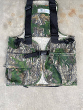 Load image into Gallery viewer, Vintage Mossy Oak Shadow leaf Turkey Vest (S/M)🇺🇸