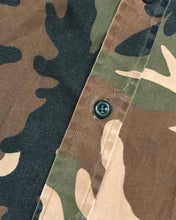 Load image into Gallery viewer, Vintage Winchester Woodland Camo Hunting Shirt