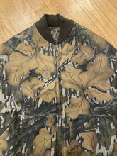 Load image into Gallery viewer, Vintage Mossy Oak Reversible Treestand/Fall Foliage Camo Bomber Jacket (L/XL)