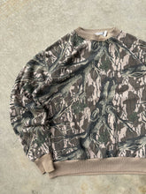 Load image into Gallery viewer, Vintage Simmons Mossy Oak Tree Stand Camo Crewneck (L/XL)