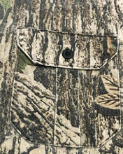 Load image into Gallery viewer, Vintage Rattler Brand Realtree Camo Hunting Shirt