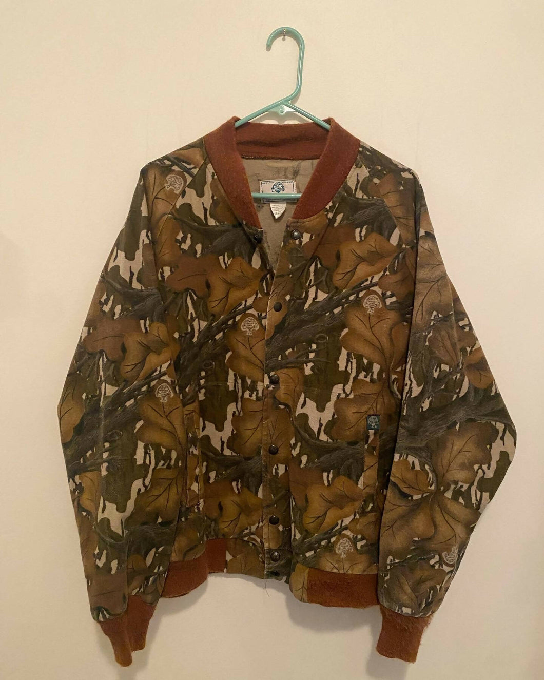 Original Mossy Oak Fall Foliage Bomber Jacket. Size L. Great shape