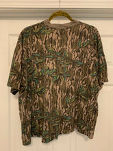 Load image into Gallery viewer, Mossy Oak Greenleaf SS Tshirt (L)