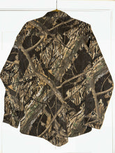 Load image into Gallery viewer, 00’s Mossy Oak Shadowbranch LS Button Up Shirt (L)