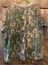 Load image into Gallery viewer, Carhartt Greenleaf Mossy Oak Pocket T Shirt (XL)🇺🇸