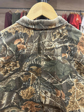 Load image into Gallery viewer, Vintage Cabela’s Scentlock Chamois Button Up (L)
