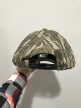 Load image into Gallery viewer, 00’s Carolina Cotton Mossy Oak Bottomland Camo Snapback