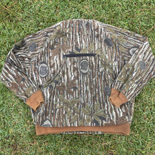 Load image into Gallery viewer, 10X Realtree Jacket Made in USA (L)