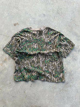Load image into Gallery viewer, Vintage Mossy Oak Green Leaf T-Shirt (M/L)