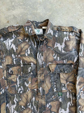 Load image into Gallery viewer, Vintage Mossy Oak Fall Foliage Camo Button Up Shirt (M)🇺🇸