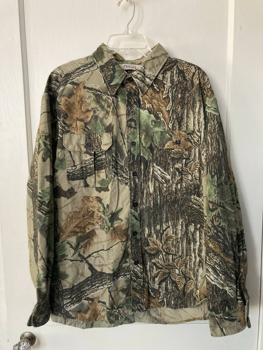 Vintage Walls Realtree Camouflage Button Up Shirt Size XL Made in
