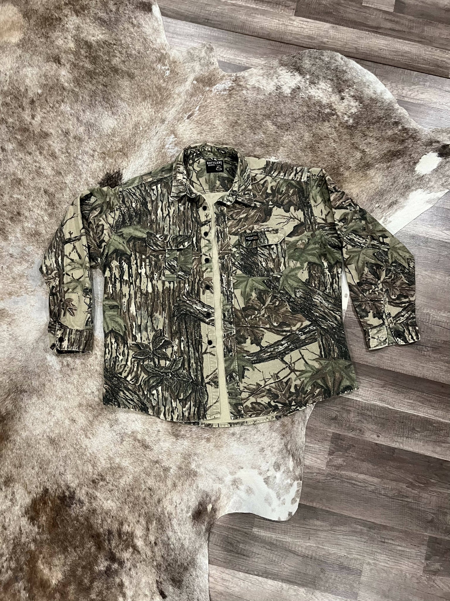 Vintage Made in USA RealTree Rattlers Brand camo button up