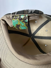 Load image into Gallery viewer, Vintage DayStone Snapback Cap
