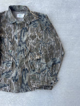 Load image into Gallery viewer, Mossy Oak Treestand 3 Pocket Jacket (M)