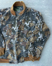 Load image into Gallery viewer, Mossy Oak Full Foliage/Fall Foliage Reversible Bomber Jacket (XL)