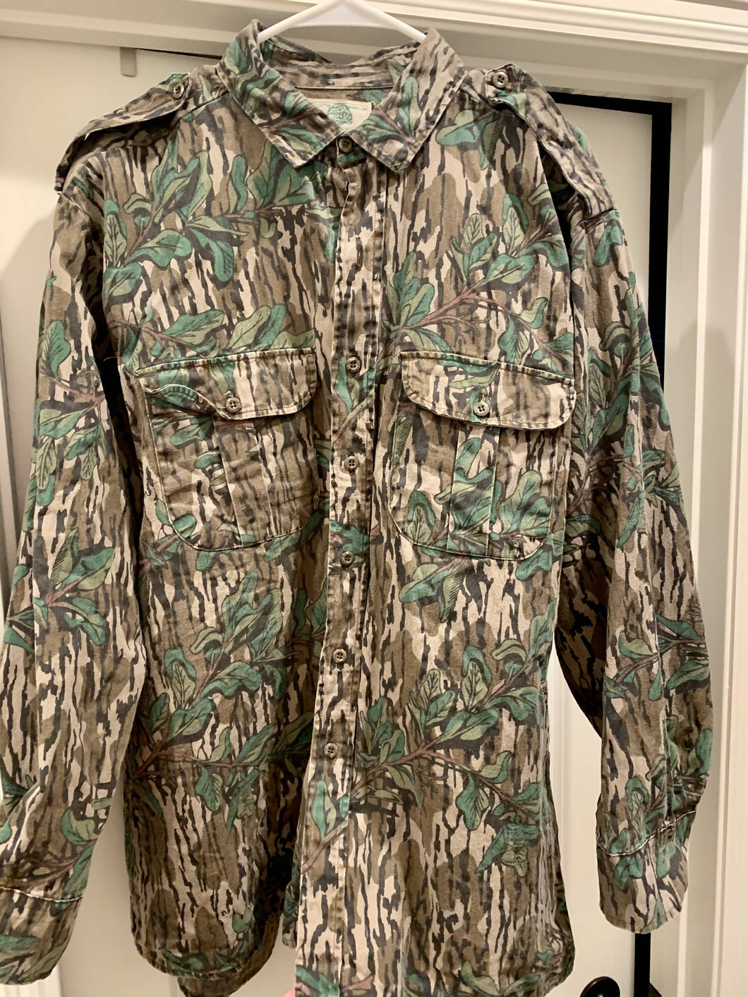 Mossy Oak original greenleaf button down