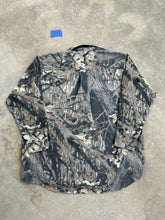 Load image into Gallery viewer, Vintage Mossy Oak Breakup Camo Button Up (4XL)