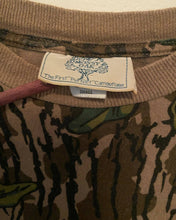 Load image into Gallery viewer, Original Mossy Oak Greenleaf Pocket Longsleeve size SMALL