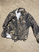 Load image into Gallery viewer, Columbia Button Up Shirt, Mossy Oak Break-Up (XL)