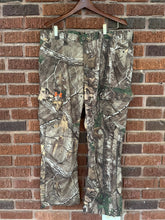 Load image into Gallery viewer, Under Armour Brand Lightweight Realtree Xtra Cargo Pants Adult Size 40x32