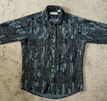 Load image into Gallery viewer, Vintage Gander Mountain Trebark Button Up